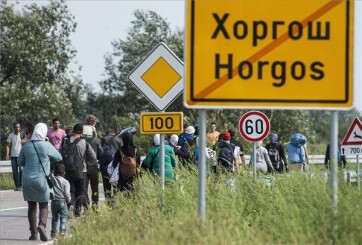 Magyarkanizsáról is indult busz migránsokkal  a horvát határ felé - A cikkhez tartozó kép