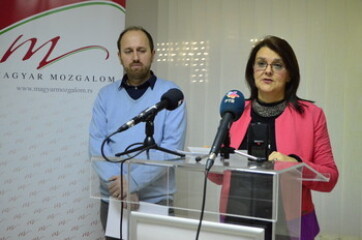 "Nacionalni savet je samo paravan, služi SVM-u" - A cikkhez tartozó kép