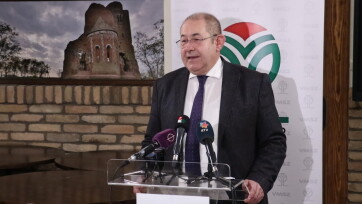 Pásztor: A magyar kormány támogatja a vajdasági magyar projektek folytatását - A cikkhez tartozó kép