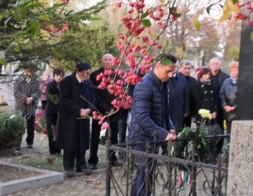 Zenta: Az 1944-es ártatlan áldozatokra, a város hőseire emlékeztek mindenszentek napján - A cikkhez tartozó kép
