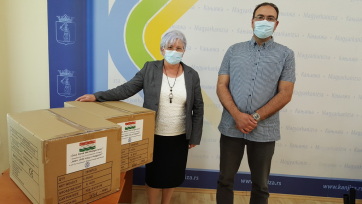 Magyarkanizsa: 10 ezer védőmaszk a Szabadkai Caritastól - A cikkhez tartozó kép