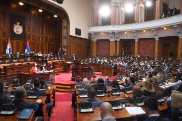 A szerb parlament elfogadta a cirill írásmódról szóló törvényt - A cikkhez tartozó kép