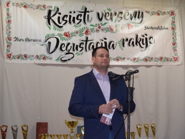 Bácskossuthfalva: Körtéből készült a fesztivál legjobb pálinkája - A cikkhez tartozó kép