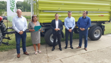 Magyarkanizsa: Új pótkocsi a tangazdaságnak - A cikkhez tartozó kép