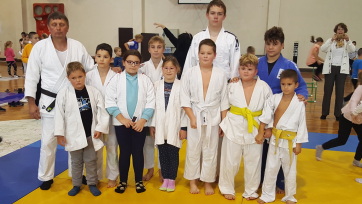Sportnapot tartottak diákoknak Magyarkanizsán  - A cikkhez tartozó kép