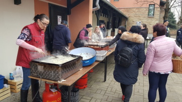 Torkoskodtak Horgoson  - A cikkhez tartozó kép