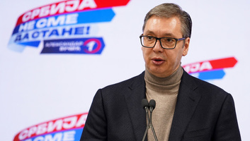 A megismételt választásokon is fölényesen győzött a Szerbia nem állhat meg lista - illusztráció