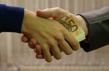 Szerbiában mindennapos a korrupció: Visszaestünk a világranglistán - A cikkhez tartozó kép