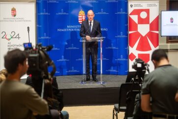 Potápi Árpád János: Megjelentek a Szülőföldön magyarul program idei pályázati felhívásai - A cikkhez tartozó kép