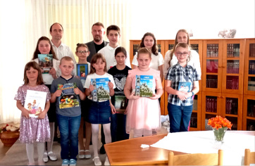 Versekben meséltek a világról Magyarkanizsán  - A cikkhez tartozó kép