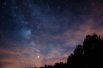 Óránként akár 60 hullócsillaggal érkezik vasárnap az Éta Aquaridák meteorraj - A cikkhez tartozó kép