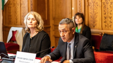 Potápi Árpád János: Mától lehet jelentkezni a Zrínyi Ilona Kárpátaljai Támogatási Programra - A cikkhez tartozó kép