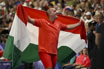 Párizs 2024: A kalapácsvető Halász Bence ezüstérmes - A cikkhez tartozó kép
