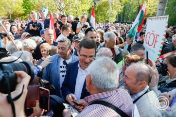 Gulyás Gergely: Szeretnénk nemet mondani arra a politikára, amely árt a magyar embereknek - A cikkhez tartozó kép