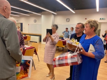 Vendégségben - A cikkhez tartozó kép