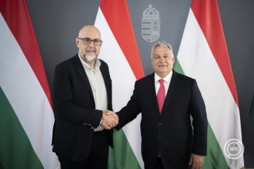 Orbán Viktor a Karmelita kolostorban tárgyalt Kelemen Hunorral - A cikkhez tartozó kép