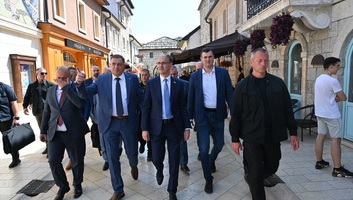 Macut: A nagy szerb népnek együtt kell lennie - illusztráció