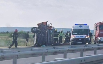 Közlekedési baleset Újvidék közelében: Négy férfi sérült meg - A cikkhez tartozó kép