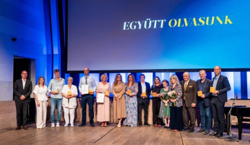 Átadták a Libri irodalmi díjakat, Tolnai Ottó munkásságát posztumusz irodalmi emlékdíjjal ismerték el - A cikkhez tartozó kép