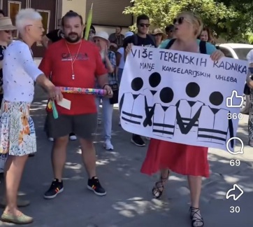 Tiltakozó akció a Sörfesztivál betiltása miatt Szabadkán - A cikkhez tartozó kép
