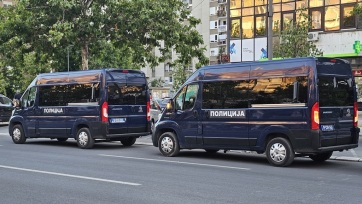 Az elmúlt éjszaka 107 személyt állítottak elő - A cikkhez tartozó kép