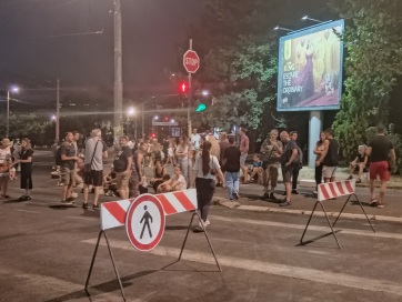 Reggelre Belgrádban és Újvidéken is helyreállt a forgalom - A cikkhez tartozó kép