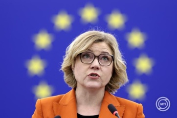 Uniós biztos: Egyes tagállamokban kihívások jellemzik a jogállamiság helyzetét. "Ami Magyarországot illeti, komoly aggályaink vannak" - A cikkhez tartozó kép