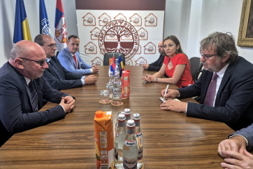 Žigmanov: A tartományi kormány egymillió dinárral támogatja a temesvári szerb gimnáziumot - A cikkhez tartozó kép