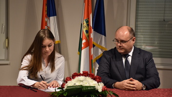 Átadták az MNT felsőoktatási ösztöndíjait - illusztráció