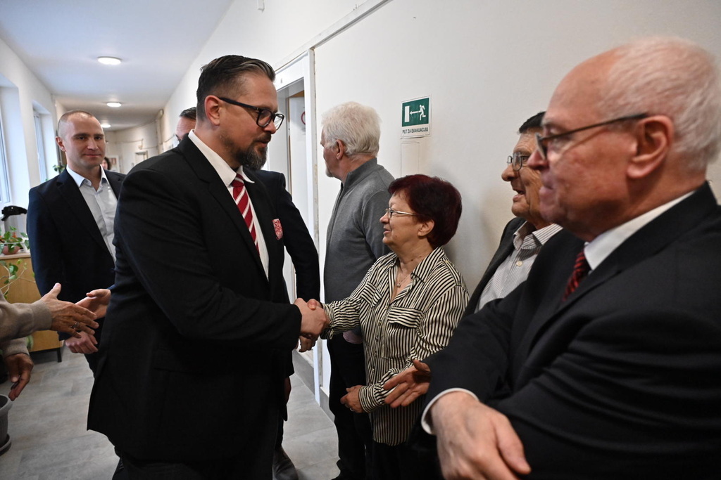 Juhász Bálint érkezik az ünnepségre