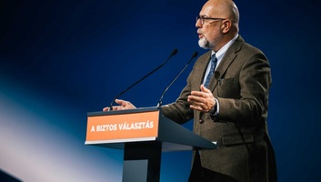 Kelemen Hunor: A térképen lehetnek határok, de a nemzetben és a nemzet iránti felelősségben nincsenek - illusztráció