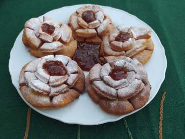 Rózsafánk - A cikkhez tartozó kép