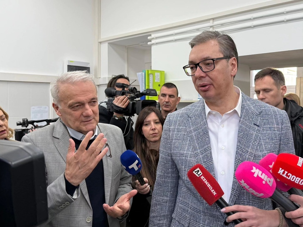 Aleksandar Vučić szerb elnök hétfői kúlai látogatásán