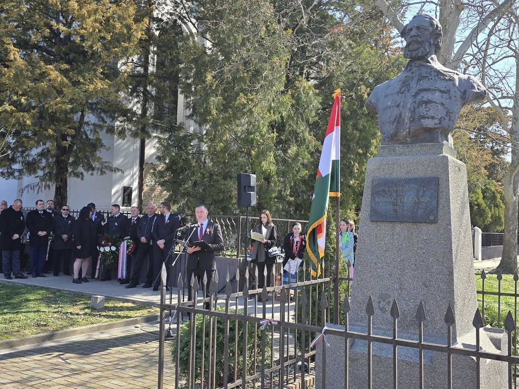 Ünnepi beszédet mondott Tóth Zoltán mezőgazdasági titkárhelyettes