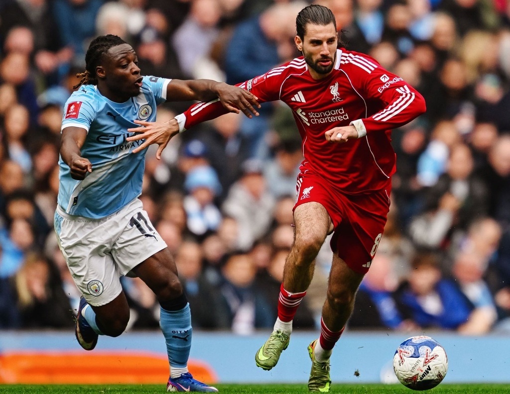 Jeremy Doku és Szoboszlai Dominik 