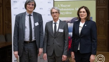 MTA-közgyűlés: Pósfai Mihály az új elnök - illusztráció