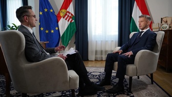 Peter Mađar: Smanjuju se plate članova vlade, poslanika i gradonačelnika - illusztráció