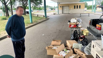 Illegális gyógyszerszállítmányt foglaltak le a pénzügyőrök Röszkén - illusztráció