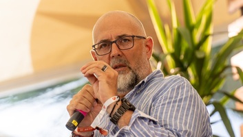 Az RMDSZ nem szavazza meg az Adrian Vestea vezette kormány beiktatását - illusztráció