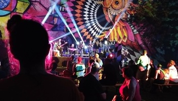 A Hegyalja utca ismét megmutatta a Dombos-varázst - illusztráció