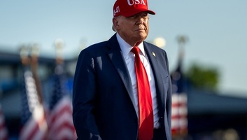 Az amerikai választásokba való beavatkozási kísérlettel hozta összefüggésbe Kínát Donald Trump - illusztráció