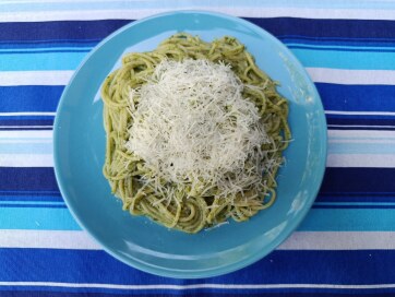 Spenótpesztós spagetti - A cikkhez tartozó kép