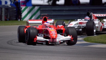 Ferrari-fölény az első monzai szabadedzésen - illusztráció