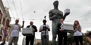 A hallgatók benyújtották a választási listát: 250 jelölt, 75 ezer támogató aláírás - cikkhez fűződő kép