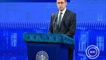Varga Mihály: Az óvatos és adatvezérelt monetáris politika erősíti a gazdasági stabilitást - illusztráció