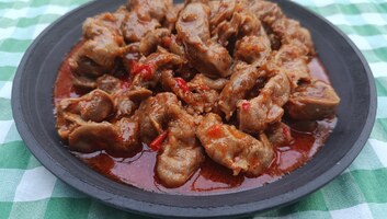 Fűszeres zúzapaprikás - illusztráció