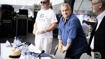 Orbán Viktor Tusnádfürdőn: A világháború esélye folyamatosan nő - illusztráció