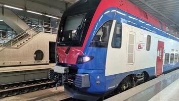 Bombariadók, lezárt állomások és bevételkiesés: Nehéz időszak a Srbijavoz számára - illusztráció