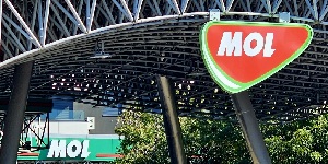 Folytatódnak a NIS-ről szóló tárgyalások, a Mol helyreállította a Dunai Finomító egyik üzemegységét - cikkhez fűződő kép
