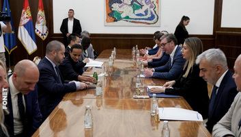 Vučić az IMF-küldöttséggel tárgyalt a gazdaság növekedéséhez szükséges reformok folytatásáról - illusztráció